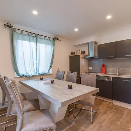 بيت للعطل In Near Hochzillertal Area, Cleaning Included فغن